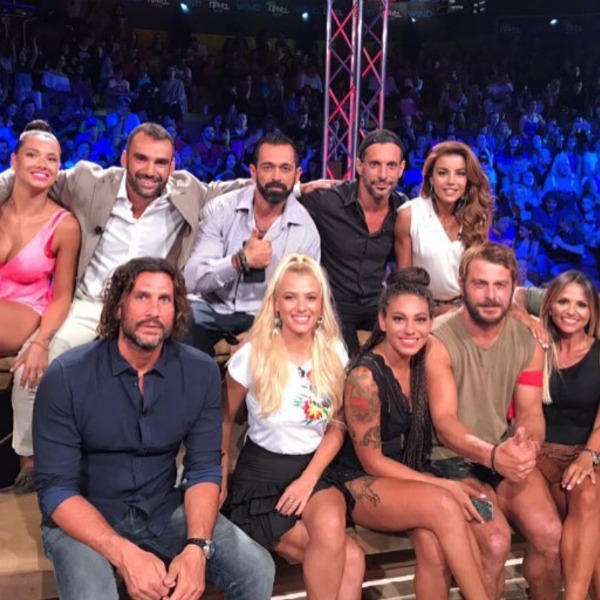 Survivor 4 Poioi 8a Einai Oi Pi8anoi Paiktes Oxi Sta Moyskoyla Nai Stoys Anakatwstres Neoblogs