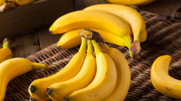 μπανανες,μπανανες φρουτα,διαιτα με μπανανες,διαιτα με μπανανες κ γαλα,η διαιτα με μπανανες,διαιτα με μπανανες και γιαουρτι,χημικη διαιτα με μπανανες και γαλα,διαιτα με μπανανες και γιαουρτια