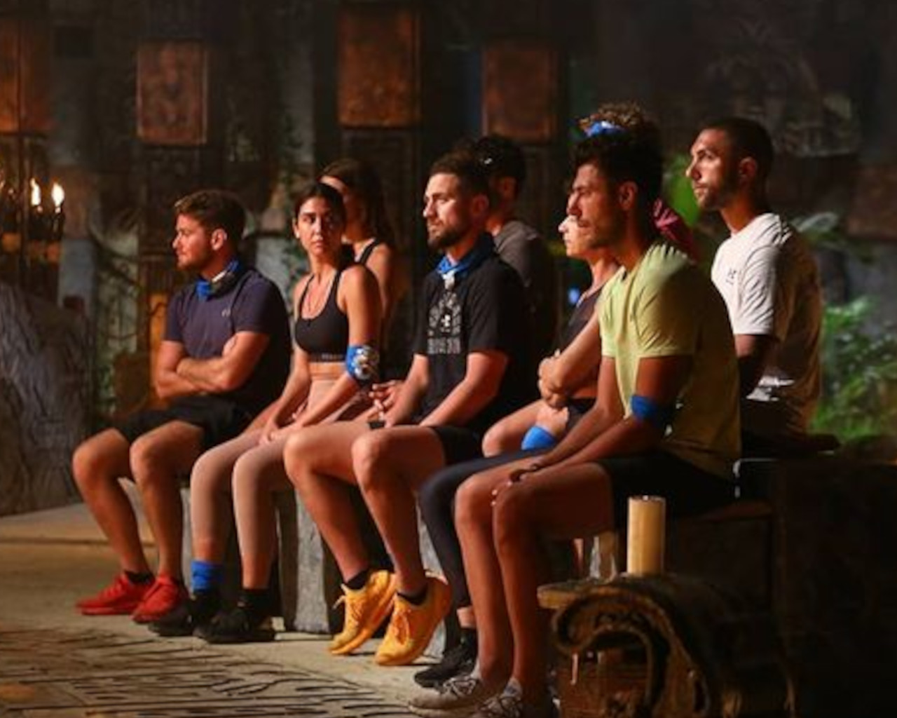 Survivor 4 Apisteytos Kabgas Gia Toys Maxhtes Oyrliaxta Kai Kontres Mpoykaran 4 Atoma Taytoxrona Neoblogs Gr