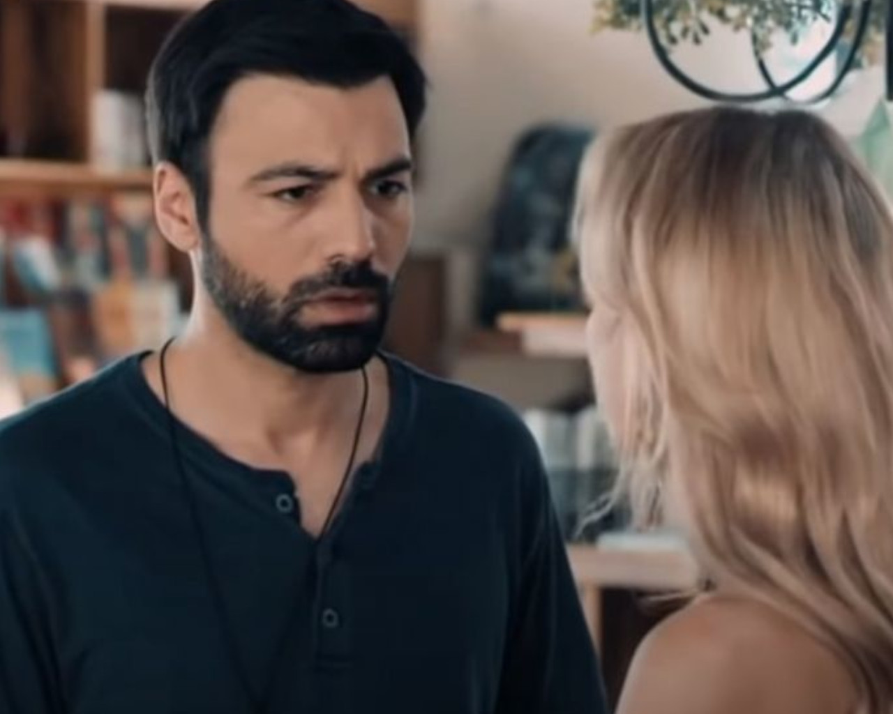 8 λέξεις, 8 λέξεις ηθοποιοί, 8 λέξεις επεισόδιο 1, 8 λέξεις επεισόδιο λόγια σταράτα,8 λέξεις επεισόδια, 8 λέξεις greek movies, 8 λέξεις τι θα γίνει στο τέλος, 8 λέξεις επόμενα επεισόδια, 8 λέξεις επεισόδιο, 8 λέξεις β κύκλος