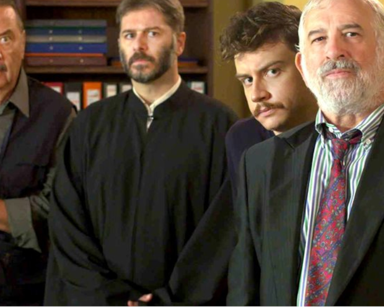 χαιρέτα μου τον πλάτανο, χαιρέτα μου τον πλάτανο ηθοποιοί, χαιρέτα μου τον πλάτανο επόμενα επεισόδια, χαιρέτα μου τον πλάτανο 77, χαιρέτα μου τον πλάτανο κόβεται, χαιρέτα μου τον πλάτανο 76,χαιρέτα μου τον πλάτανο επεισόδιο 1, χαιρέτα μου τον πλάτανο τηλεθέαση, χαιρέτα μου τον πλάτανο επεισόδιο 74, χαιρέτα μου τον πλάτανο επεισόδιο 2