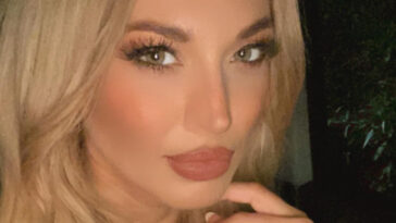 konstantina spyropoulou xecheila ola den borousame na koitaxoume allou