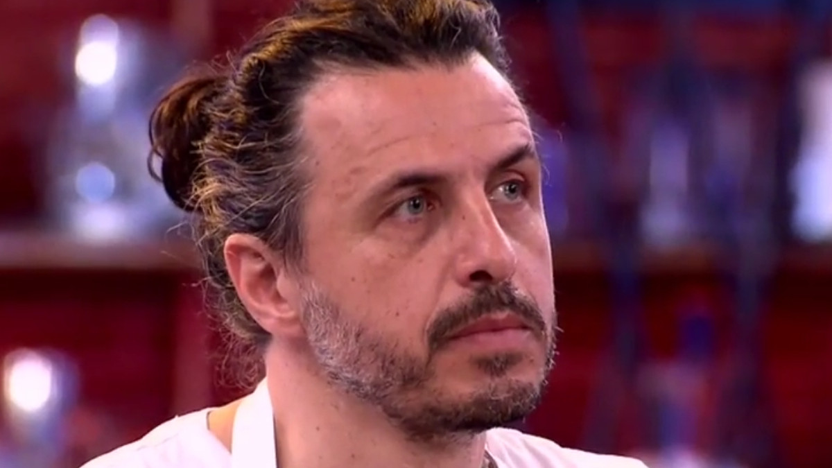 masterchef spoiler pagosan oi paiktes to piato antigrafis kai i apochorisi tou pio agapitou paikti video