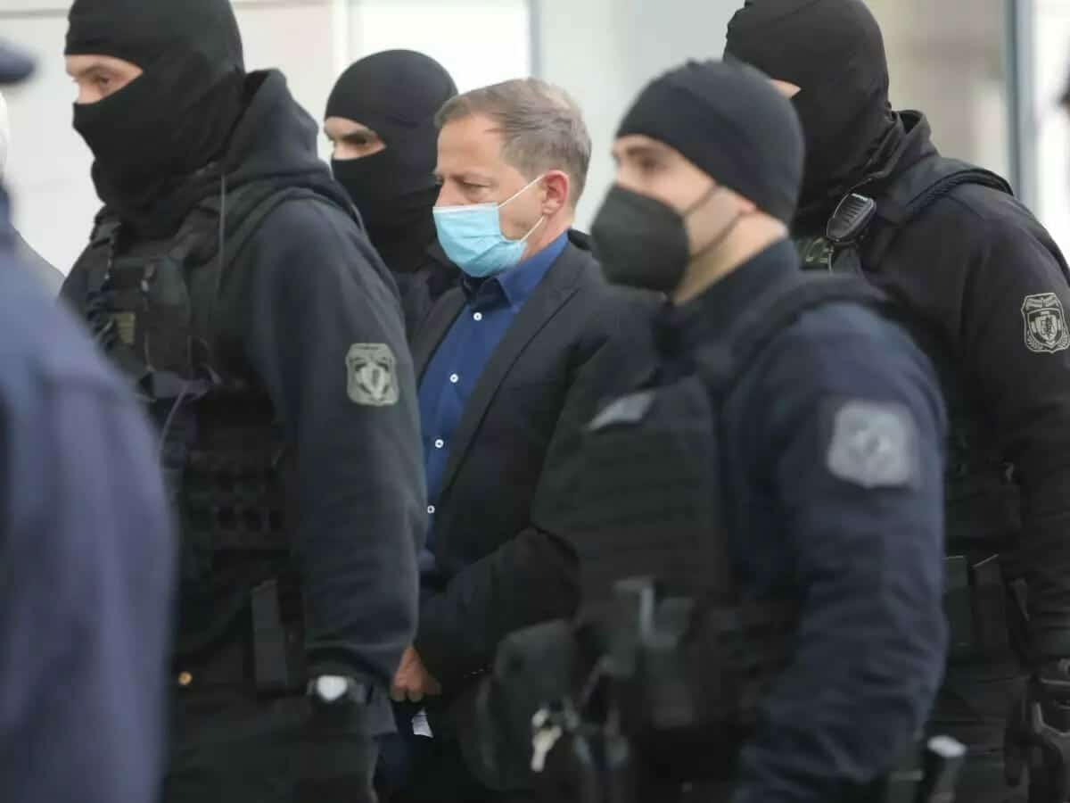 Η Τζεφ Μοντάνα μίλησε στην Κατερίνα Καινούργιου και αναφέρθηκε στην σχέση της με τον Δημήτρη Λιγνάδη αλλά και στα όσα έχει ακούσει από τον Αλέξη Κούγια.