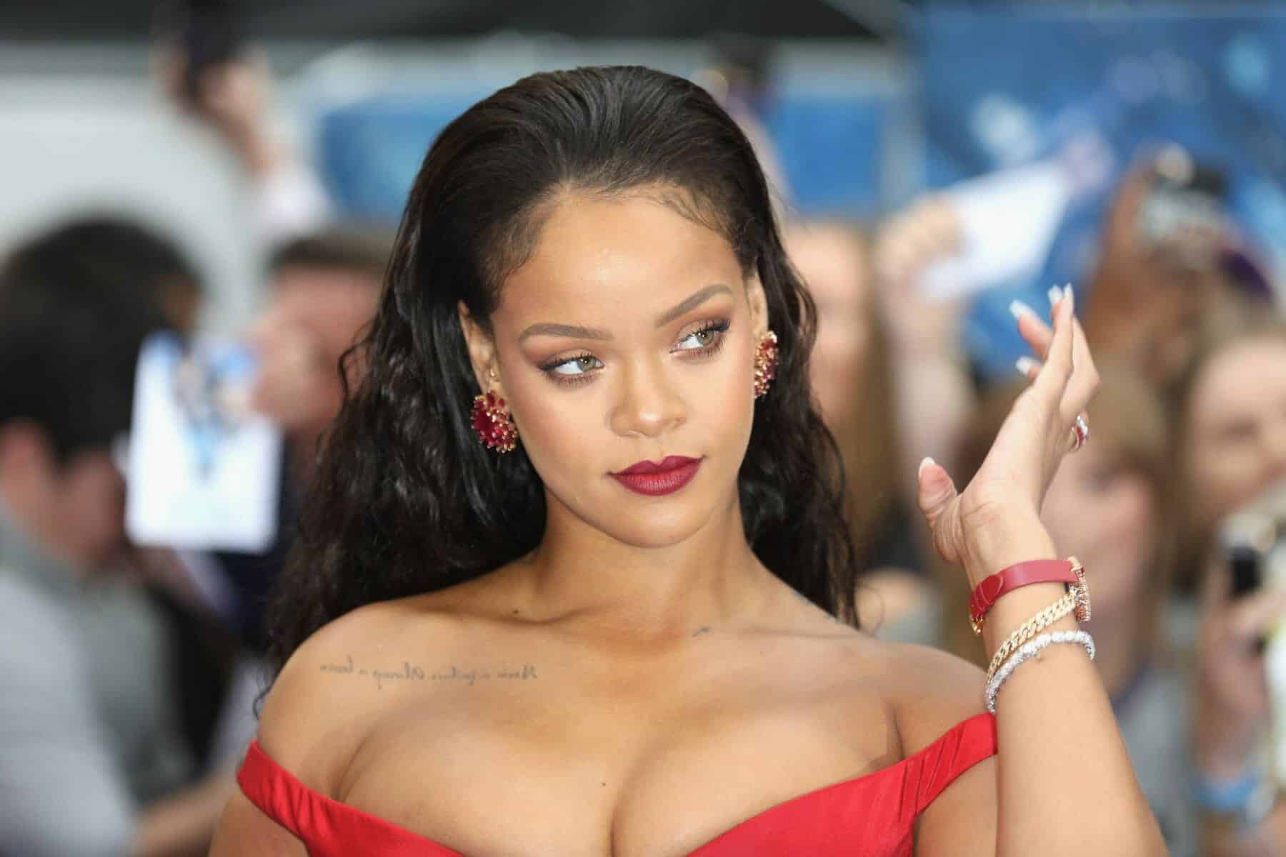 Έγκυος η Rihanna (φωτογραφίες)