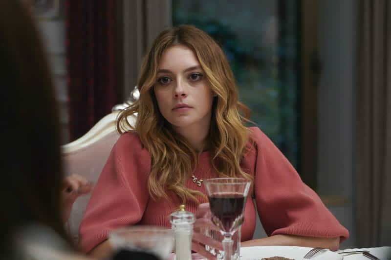 Άπιστος Spoiler: η Ντερίν εξαφανίζεται για μήνες