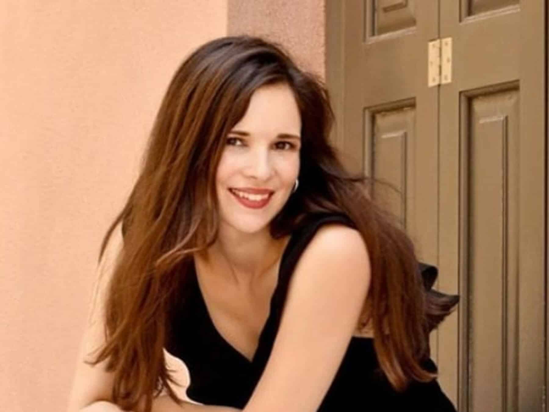 Ευγενία Δημητροπούλου: γαμήλιο ταξίδι στη Σαντορίνη! Σε πελάγη ευτυχίας η ηθοποιός